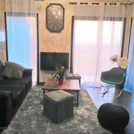 F3 Avec Grand Jardin Casa Biguglia Διαμέρισμα *